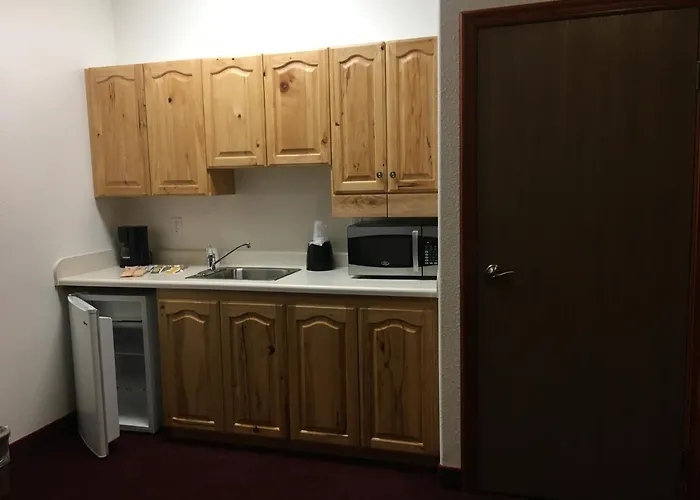 Greenwood Village Inn & Suites