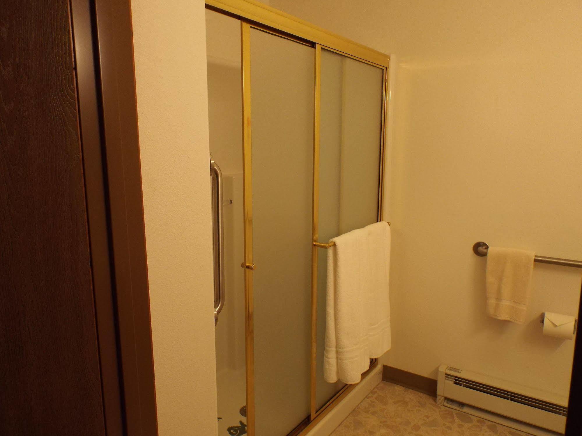 Greenwood Village & Hotel Kalispell